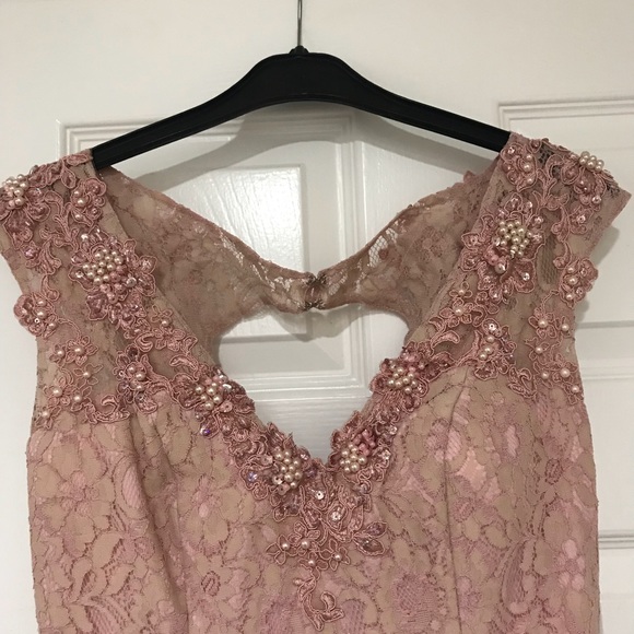 Dress - Picture 8 of 8